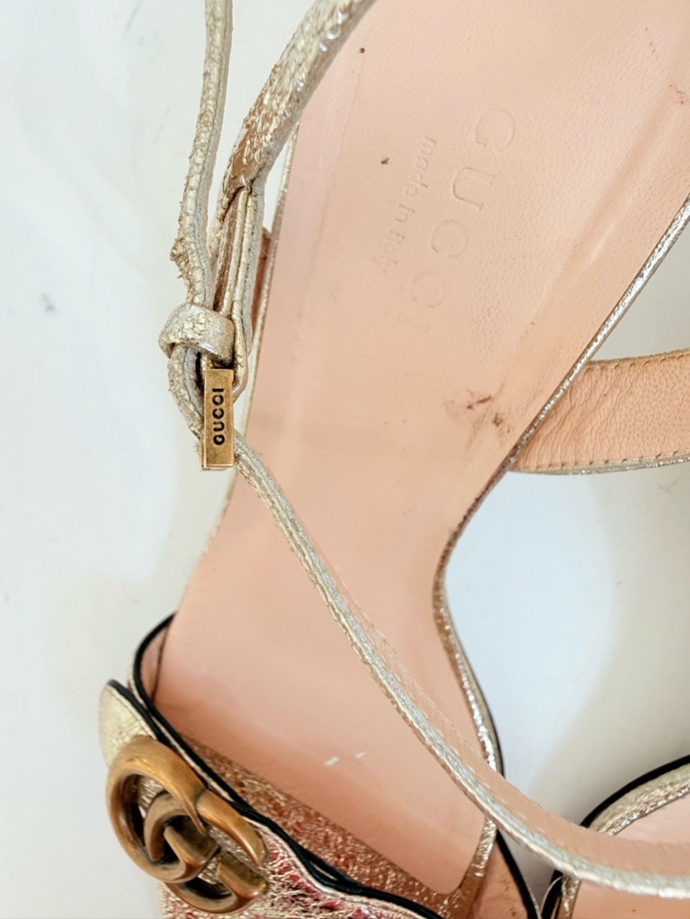 Gucci Metallic Gold Laminate leather GG Marmont Mid heel sandals EU 37.5 US 7.5 - Picture 4 of 10